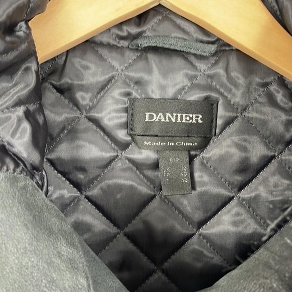Danier Black Leather Fur Trim Moto Jacket - S - Picture 4 of 5